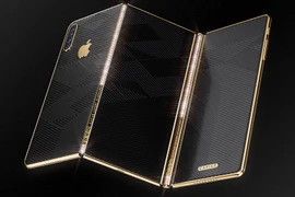 Ngắm iPhone độ màn hình gập theo phong cách Samsung Galaxy Fold