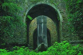 Ly kỳ tiếng khóc "ma mị" bên trong lăng mộ Chu Nguyên Chương