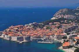 Chiêm ngưỡng 10 tường thành ấn tượng nhất mọi thời đại 