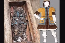 Mở mộ cổ, giật mình phát hiện xác ướp thầy tế nguyên vẹn trăm năm