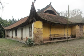 Đình cổ 500 năm kêu cứu