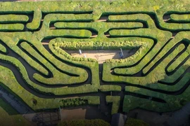 Khám phá 10 mê cung thần bí nhất hành tinh: Bất ngờ số 3! 