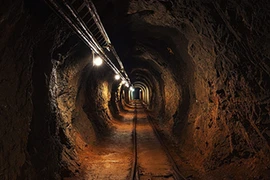 Choáng ngợp mỏ vàng sâu nhất thế giới, phát lộ nhiều điều kinh ngạc