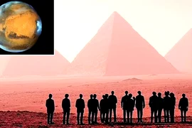 Cựu điệp viên CIA lộ bằng chứng “sốc toàn tập” sự sống trên sao Hỏa 