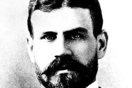 Nhà khoa học hy sinh bản thân để muỗi đốt... đến chết