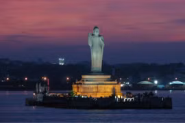 Chiêm ngưỡng 10 bức tượng Phật đẹp nổi tiếng nhất thế giới 