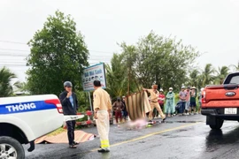 Tai nạn giao thông kinh hoàng: Cặp vợ chồng không qua khỏi