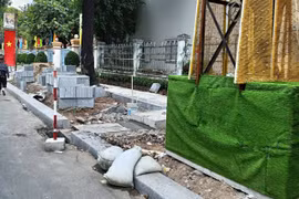 Tận mục Cty Toàn Gia Phát và Mộc An Châu cải tạo vỉa hè đường Phan Đăng Lưu 