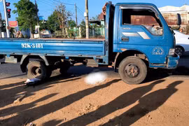 Gia Lai: Va chạm với xe tải, nam sinh lớp 9 tử vong