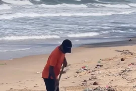 Clip chôn rác gây bức xúc: Mũi Né ra quyết định xử phạt 