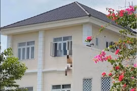 Bình Phước: Thanh niên 18 tuổi tử vong trong tư thế treo cổ