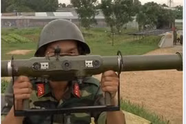 Xôn xao ảnh huấn luyện bảo vệ chuyên cơ