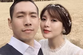 Hot girl fan MU rạng ngời đi chụp ảnh cưới gây xôn xao