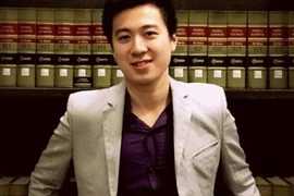 Ba du học sinh Việt học giỏi, điển trai như tài tử