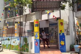 Hà Nội: Rơi ngã ở mầm non Việt Nhật, bé trai hôn mê