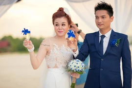 Đám cưới lãng mạn của “trùm” hoa hậu và nữ tiếp viên Vietjet 