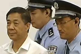 Báo chí Trung Quốc chống tham nhũng 