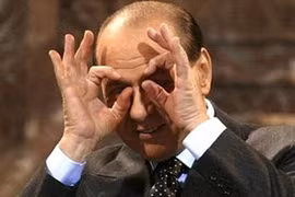 Cuộc đời đào hoa bi hùng của Silvio Berlusconi