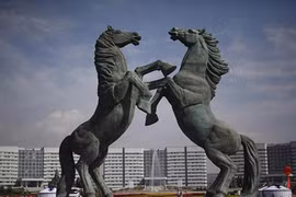 TQ cũng có nhiều “thành phố phá sản” như Detroit 