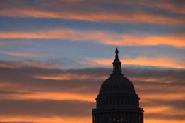 Nước Mỹ lại bắt cả thế giới làm “con tin“