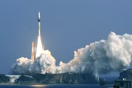 Nhật sắp trở thành cường quốc quân sự hùng mạnh? 