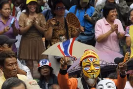 Thái Lan: Biểu tình phản đối Dự luật ân xá 