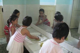 Lại gấp rút phòng chống bệnh tay chân miệng