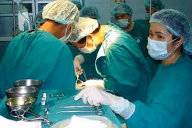 Cứu sống bệnh nhi bằng phương pháp ghép tế bào gốc