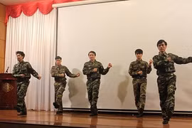 Những tiết mục văn nghệ đặc sắc chào 2014 tại Hương Sen