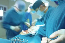 Cấp cứu kịp thời bệnh nhi bị xoắn tinh hoàn