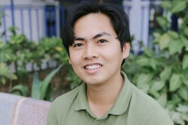 Thầy Võ Quốc Bá Cẩn: Quan trọng là chọn trường… học sinh vui vẻ, hạnh phúc