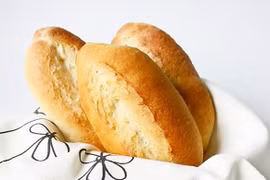 Ăn gì để chống say xe hiệu quả?