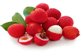 6 cách làm đẹp từ quả vải tại nhà hiệu quả đến bất ngờ 