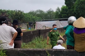 Điều tra vụ phát hiện thi thể hiệu phó gần nghĩa trang