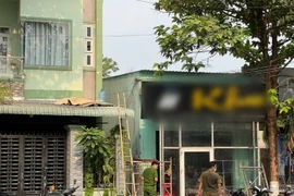 Thợ hàn tử vong trên mái nhà nghi bị điện giật