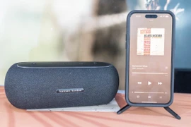 Harman Kardon trình làng loa di động nhỏ gọn Luna: Thời lượng pin 12 giờ