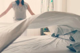 6 thói quen khi thức dậy vào buổi sáng gây hại sức khỏe cần bỏ ngay