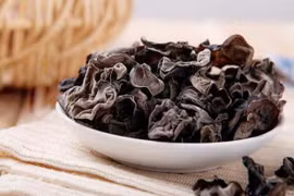 Những loại rau củ quen thuộc dễ gây ngộ độc nếu không sơ chế kỹ