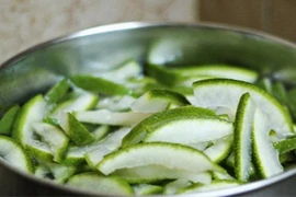 6 tác dụng tuyệt vời của nước vỏ bưởi 