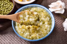 Chăm sóc da từ mặt nạ bột đậu xanh