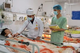 Cứu sống nam sinh bị bạn đâm thủng tim do mâu thuẫn tiền bạc