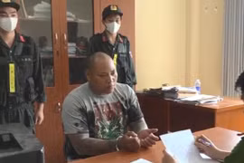 Triệt phá băng nhóm "kiểu Năm Cam" bảo kê tại chợ Bình Điền