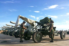 Quân đội Campuchia nhận lô lớn vũ khí từ Trung Quốc
