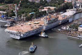 Pháp, Mỹ tranh giành xuất khẩu máy bay cho tàu sân bay Ấn Độ?