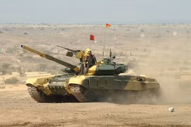 Mối nguy hiểm tiềm tàng với xe tăng Ấn Độ - Trung Quốc ở biên giới 