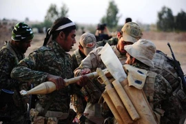 Iran và Syria nghi ngờ Nga "đi đêm" với Israel gây ra hỗn loạn 