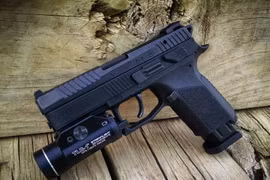 Đây là khẩu súng ngắn hiện đại nhất Công an Việt Nam