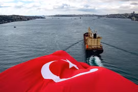 Thổ Nhĩ Kỳ có thể sử dụng Công ước Montreux để chặn tàu chiến Nga?