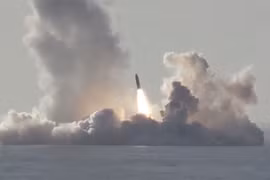 Hàn Quốc phóng thành công tên lửa đạn đaọ từ tàu ngầm