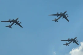 Nga huy động 10 máy bay ném bom Tu-95 oanh tạc hậu phương Ukraine